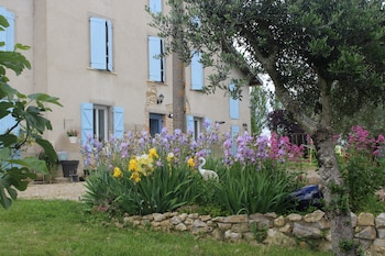 Mas De Grezes,420 Route De Vors,1 star