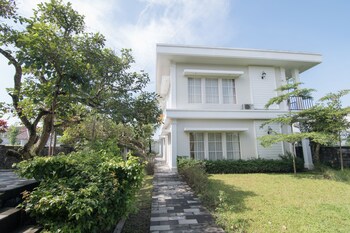 sevilla resort magelang