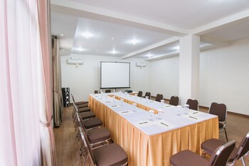 sevilla resort magelang