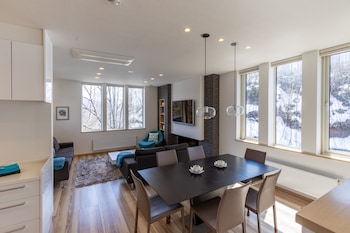 owl house niseko