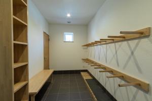 owl house niseko