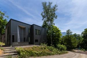 owl house niseko