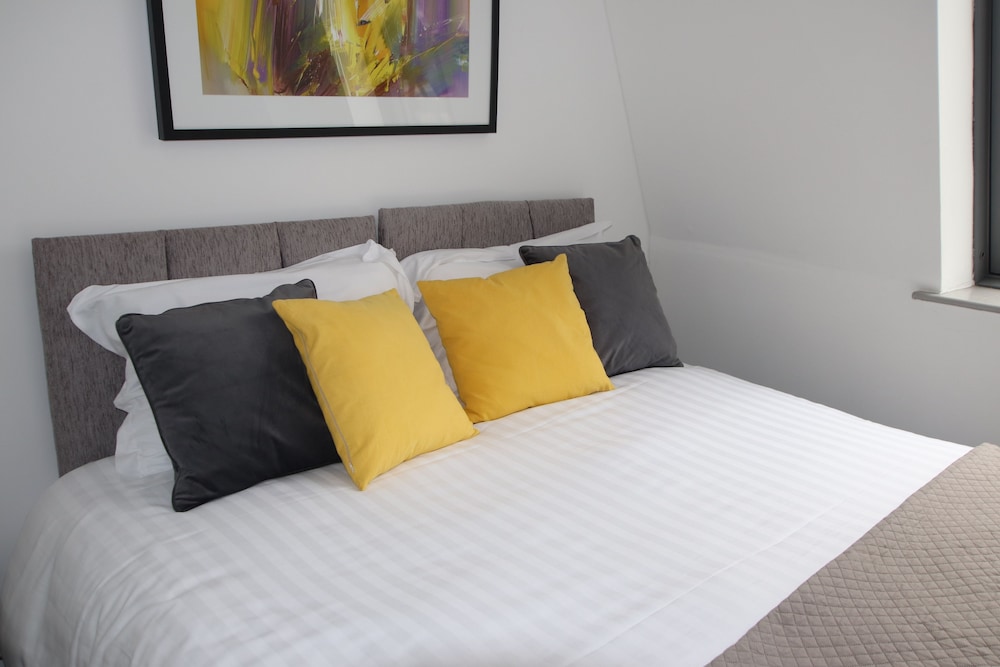 halifax house apartments