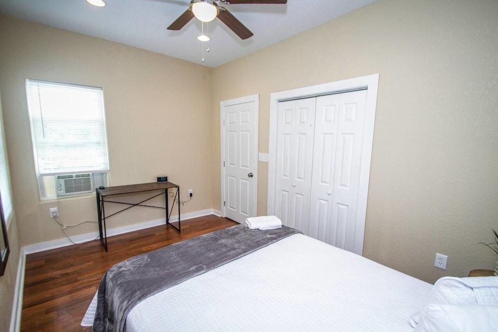 renovated 2br 2ba near downtown