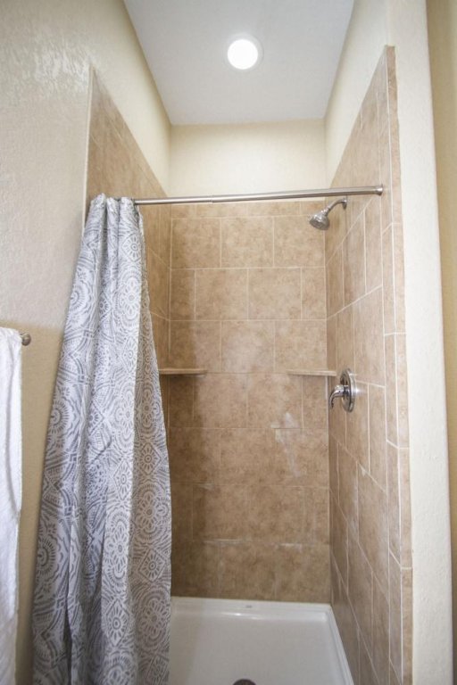 renovated 2br 2ba near downtown