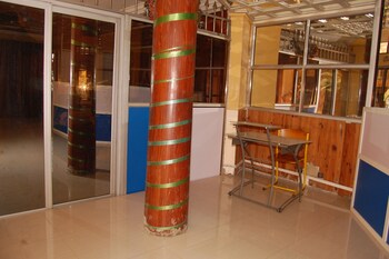 Benin Hotel Terminus,,2.5 star