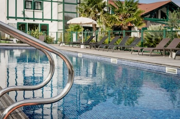 hotel donibane saint jean de luz