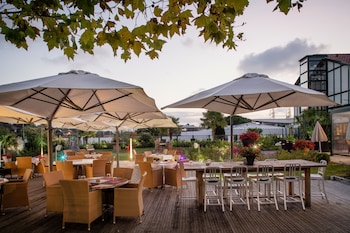 hotel donibane saint jean de luz