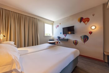 hotel donibane saint jean de luz