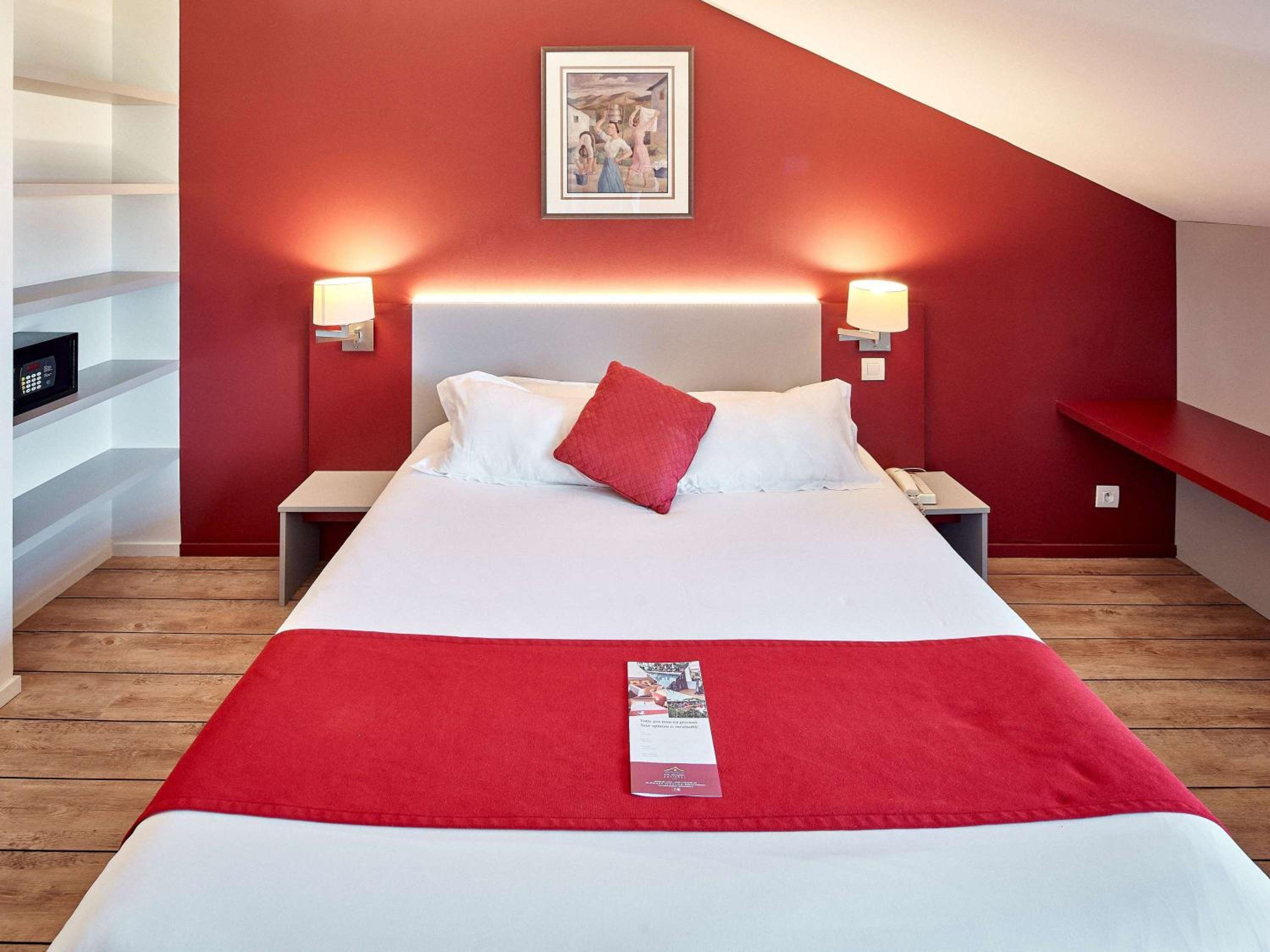 hotel donibane saint jean de luz