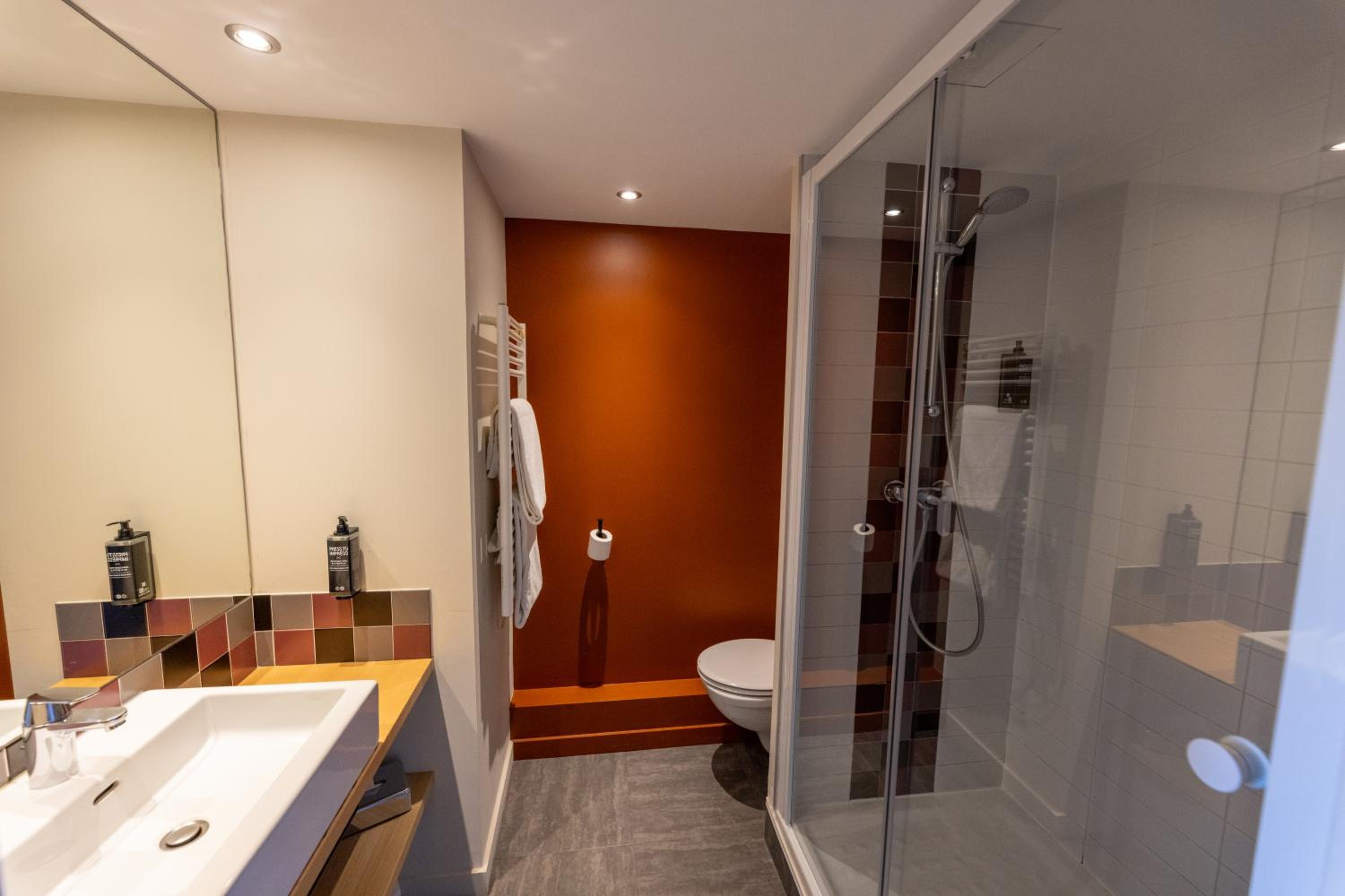 hotel donibane saint jean de luz