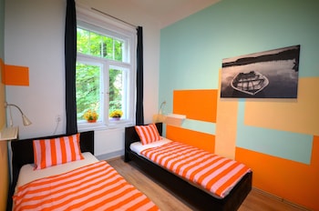 travel and joy backpackers