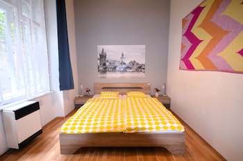 travel and joy backpackers