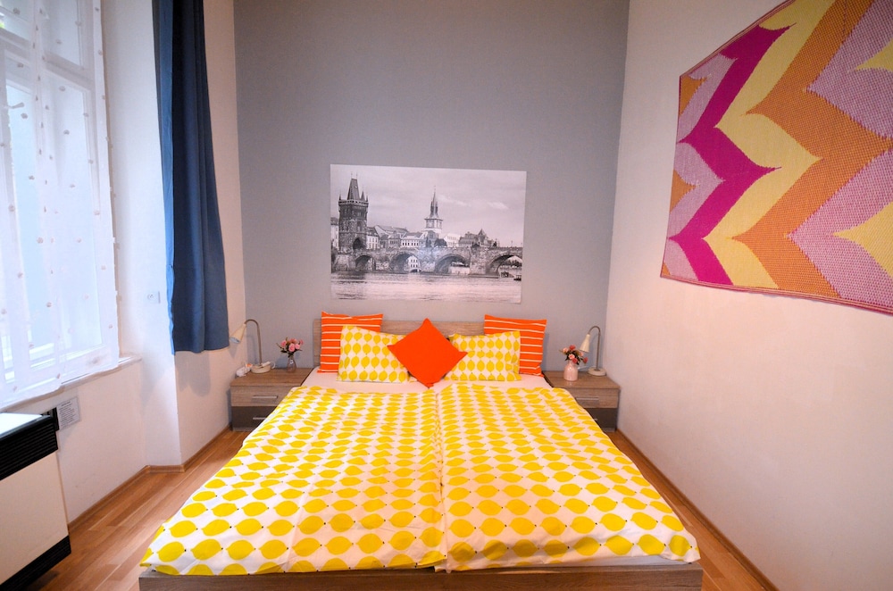 travel and joy backpackers