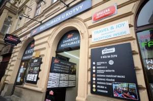 travel and joy backpackers