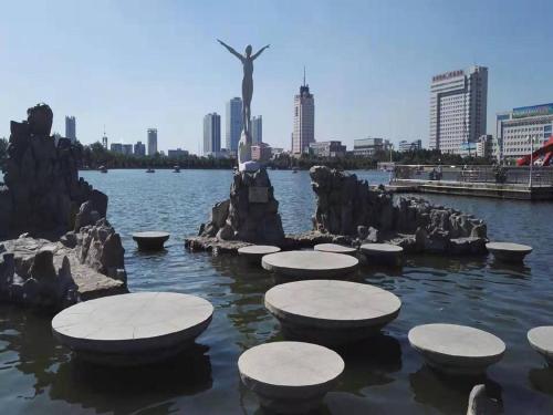 7 days premiuma dezhou college south gate