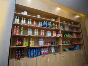 7 days premiuma dezhou college south gate