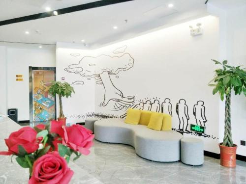 iu hotel qingdao development zone jinshatan