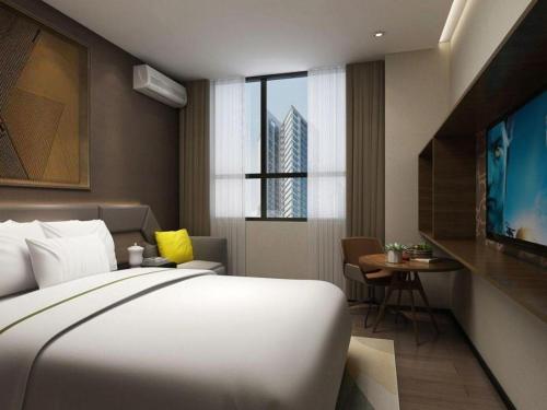 iu hotel qingdao development zone jinshatan