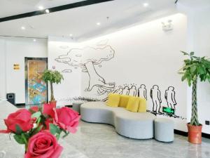 iu hotel qingdao development zone jinshatan