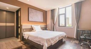 iu hotel qingdao development zone jinshatan