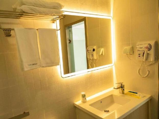 7 days inn dongying taihangshan road business and trade center