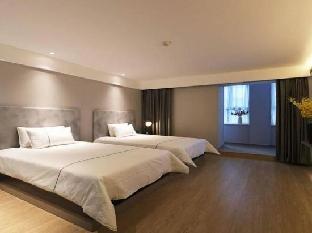 magnotel luanchuan changchun road cross street