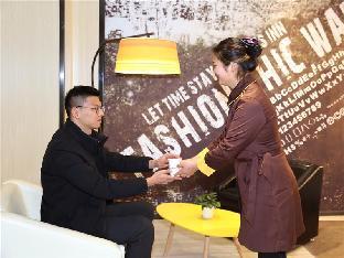 iu hotel nanchang west railway metro station