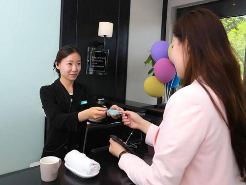 xana hotellea ji nan hi tech zone century avenue t