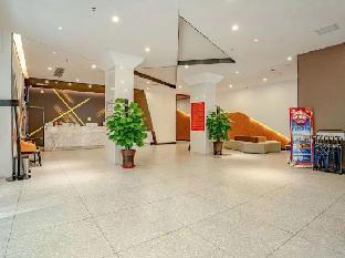 iu hotel beihai old street sea world