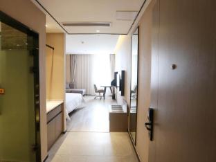 iu hotel chongqing liangjiang new district shuitu high tech park