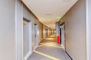 iu hotel chongqing liangjiang new district shuitu high tech park