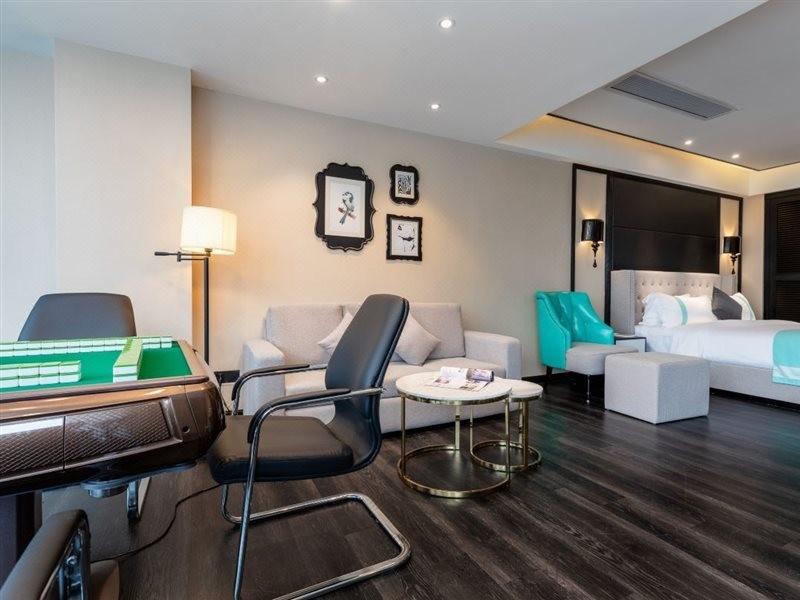 xana hotel heyuan hongxing road