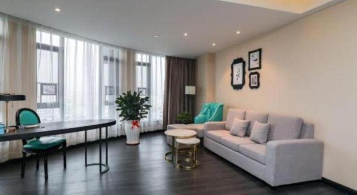 xana hotel heyuan hongxing road