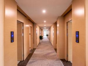lavande hotel bazhong fortune center