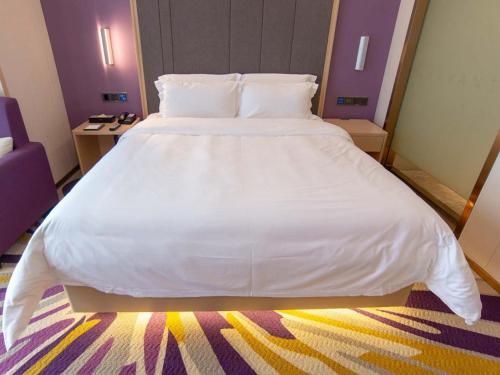 lavande hotel bazhong fortune center