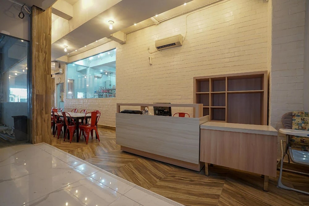 reddoorz plus at jalan veteran palembang