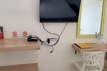 reddoorz plus at jalan veteran palembang