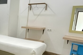 reddoorz plus at jalan veteran palembang