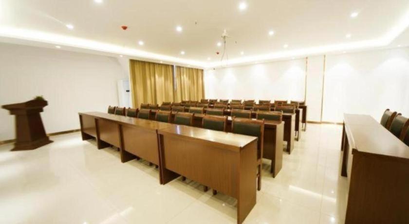 greentree inn huanggang city wuxue city kanjiang a