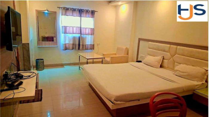 oyo 44593 hotel jyoti sanjay