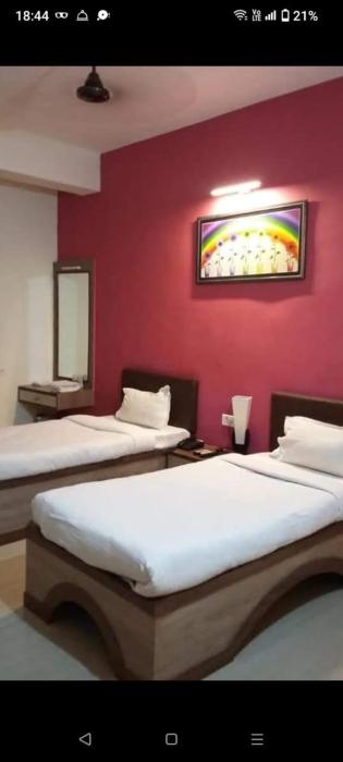 oyo 44593 hotel jyoti sanjay