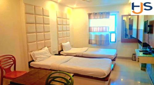 oyo 44593 hotel jyoti sanjay