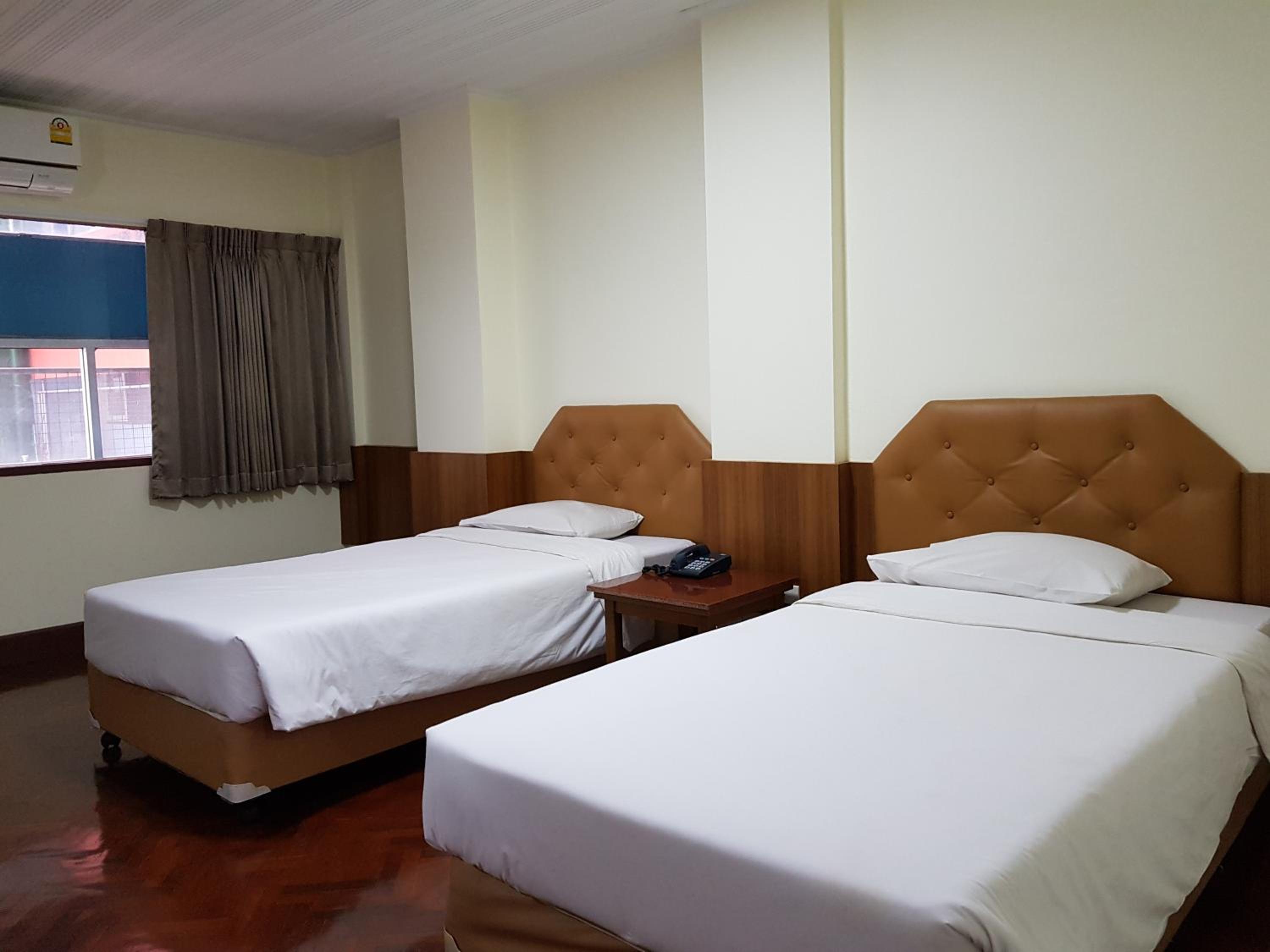 hilton garden inn bangkok silom