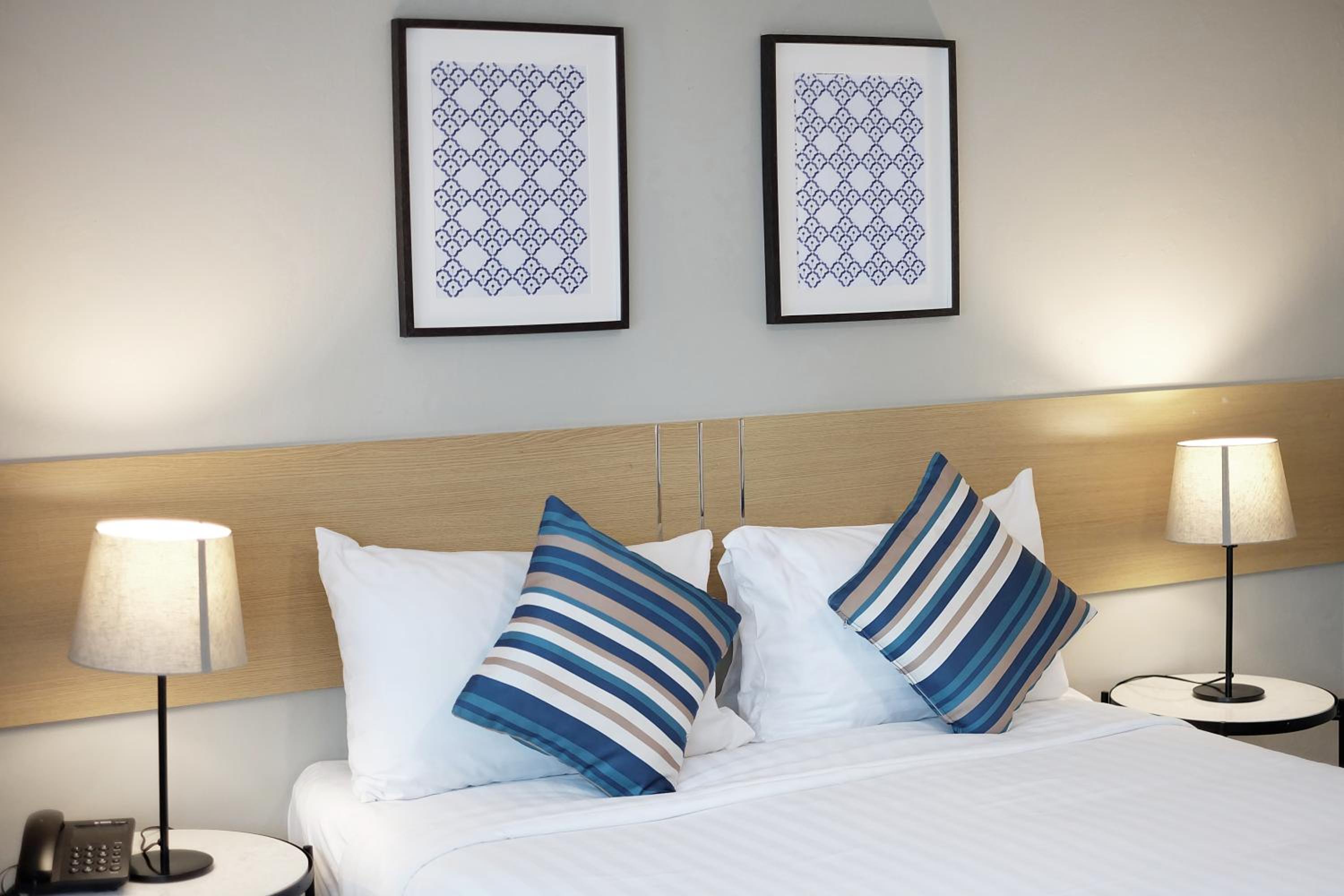 hilton garden inn bangkok silom