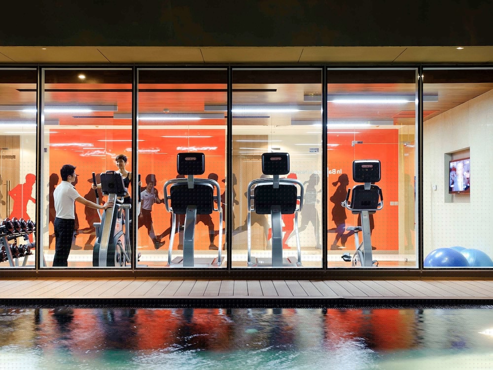 hilton garden inn bangkok silom