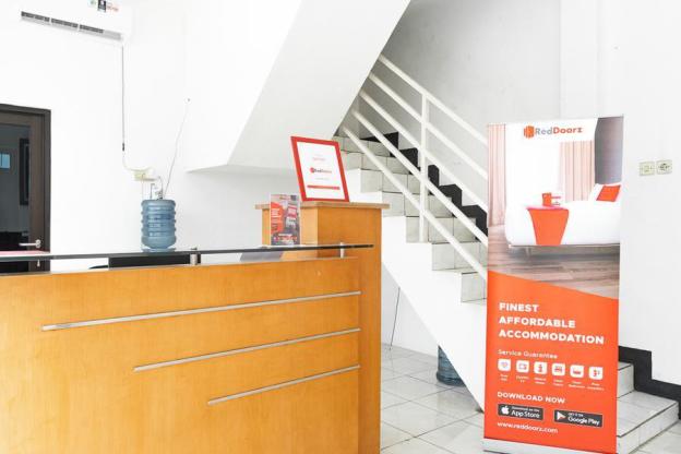 formerly reddoorz syariah jatisampurna hospital