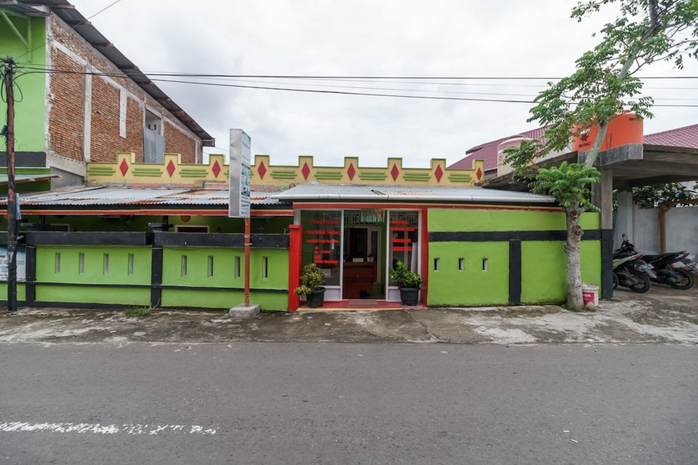 reddoorz syariah near paradiso beach sabang