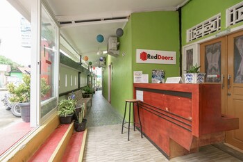 reddoorz syariah near paradiso beach sabang