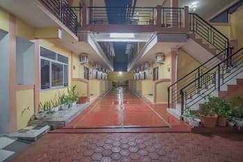 reddoorz near rsud dr abdul aziz